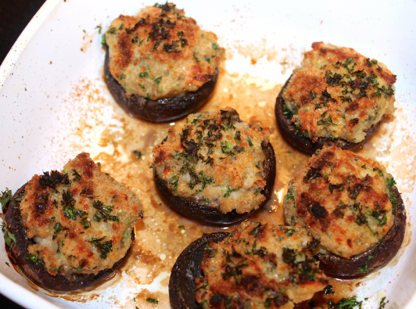 Fresh Clam Stuffed Mushrooms - Happy Belly Foodie